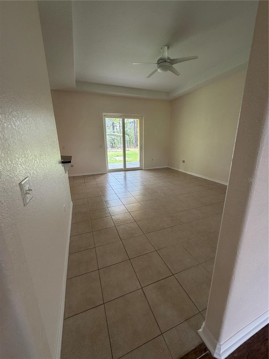 18179 MABERLY ROAD — photo 9 of 26