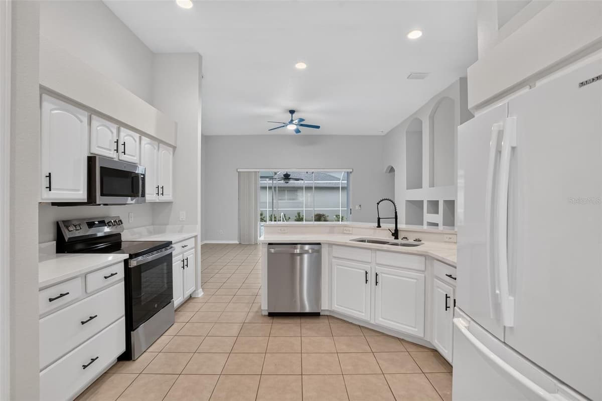 11610 JORDANS LANDING COURT — photo 5 of 19