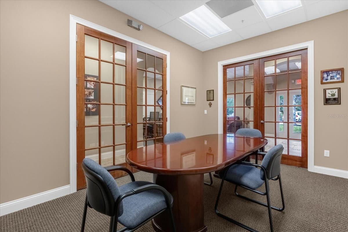 1507 PARK CENTER DRIVE — photo 13 of 30