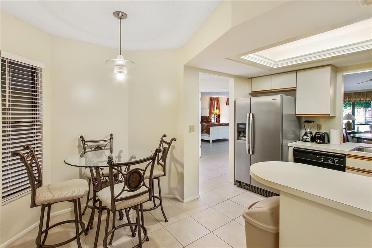 3715 PINECONE COURT — photo 11 of 20
