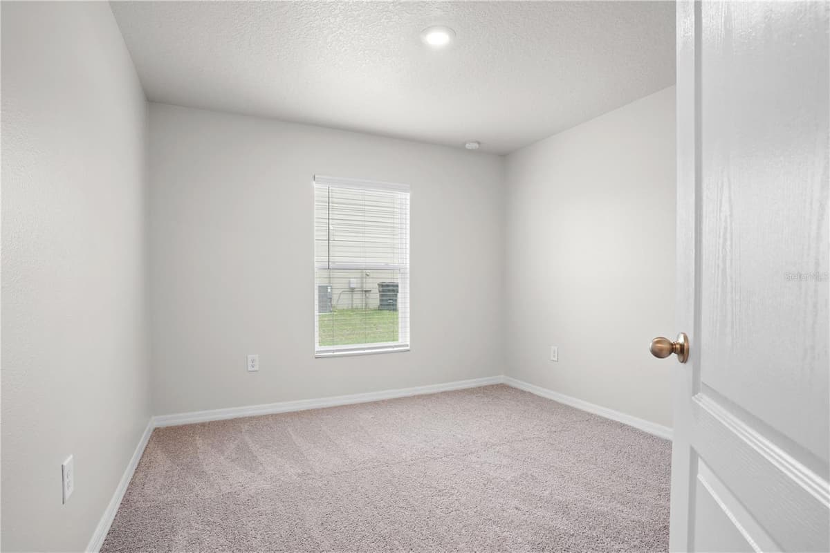 123 VIOLET COURT — photo 20 of 39