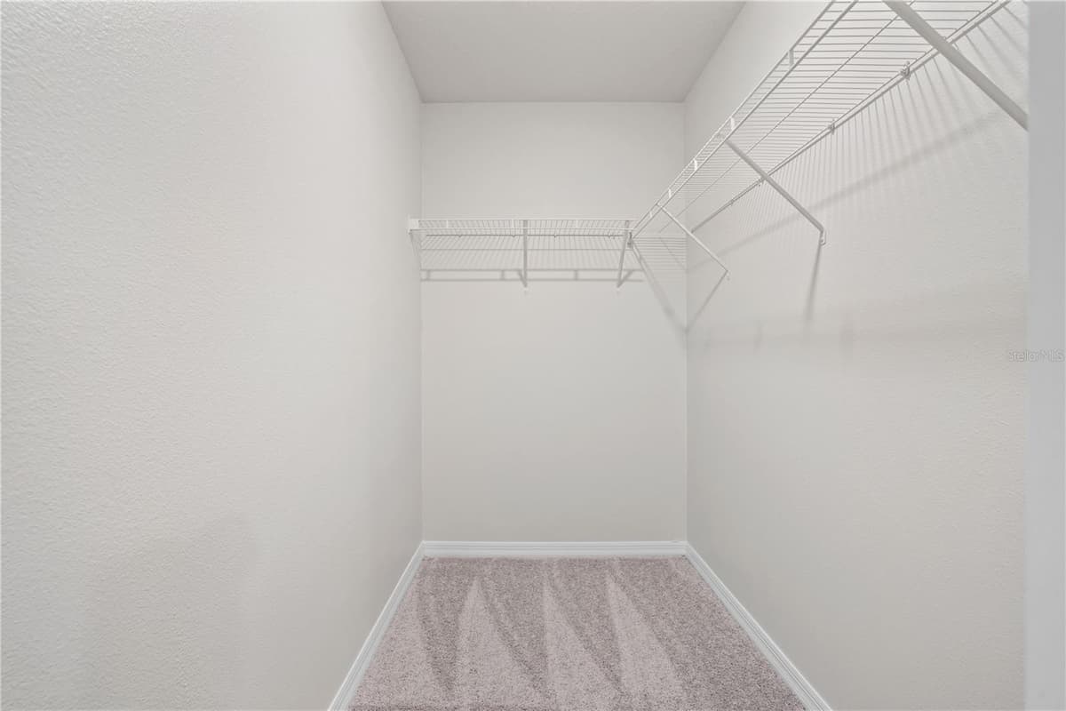 123 VIOLET COURT — photo 17 of 39