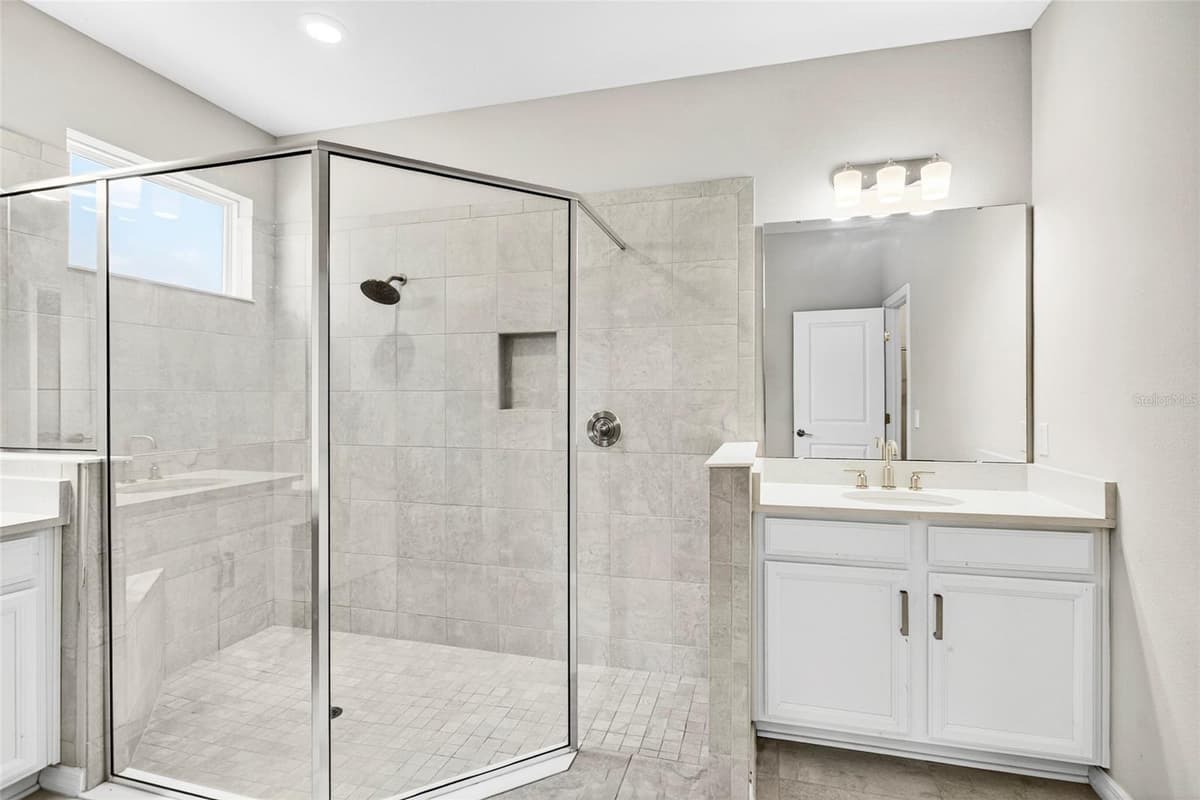 1910 GOBLET COVE STREET — photo 26 of 39