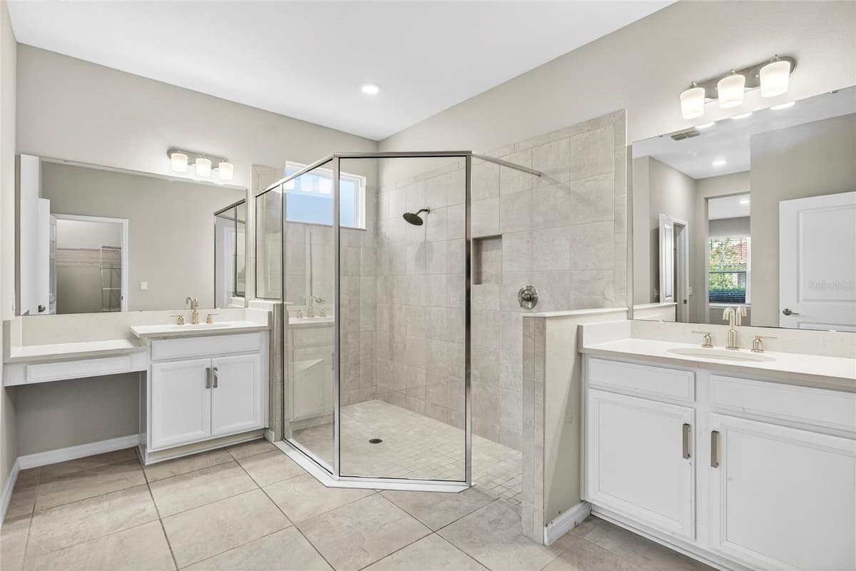 1910 GOBLET COVE STREET — photo 25 of 39