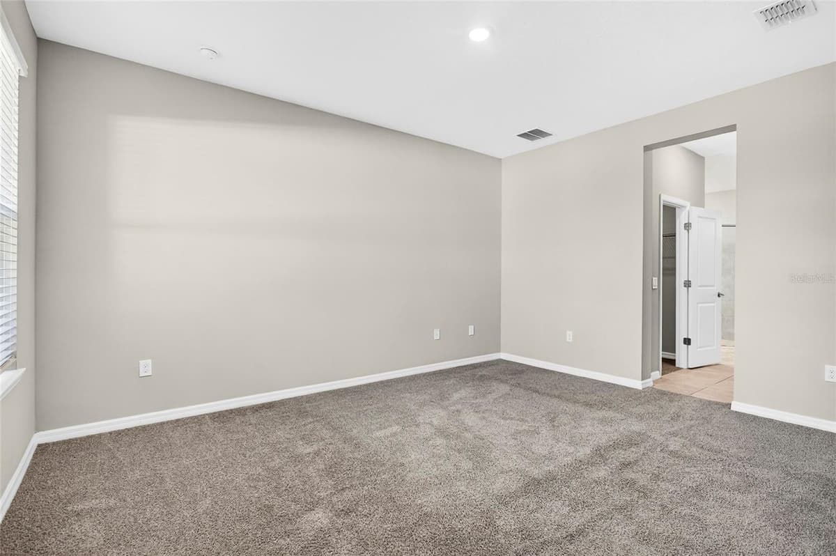 1910 GOBLET COVE STREET — photo 21 of 39
