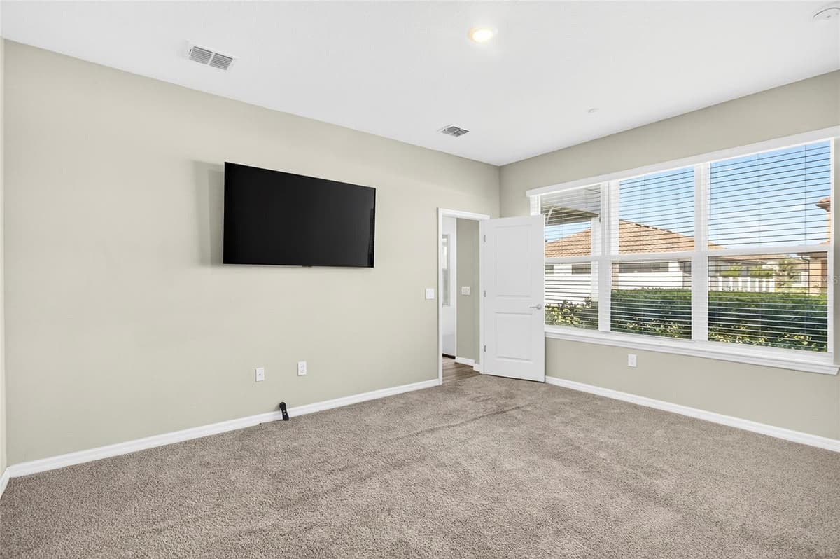 1910 GOBLET COVE STREET — photo 22 of 39
