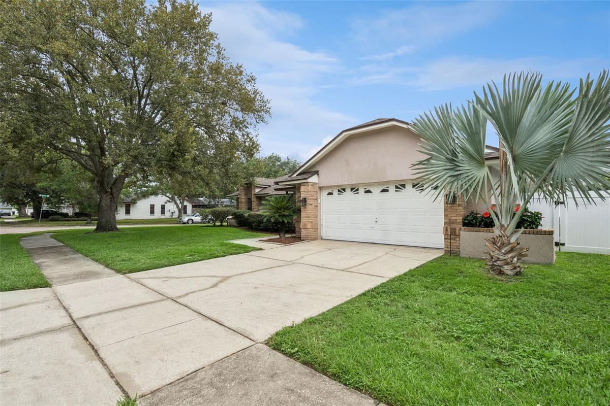 11737 FRUBISHER COURT — photo 5 of 52