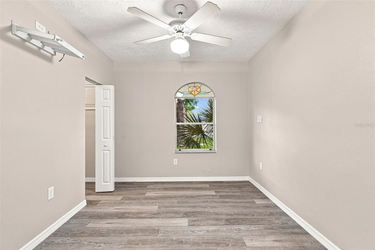1005 ALSTON LANE — photo 26 of 46