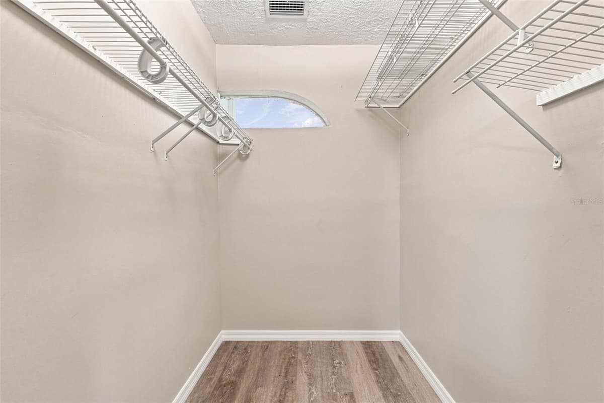 1005 ALSTON LANE — photo 29 of 46