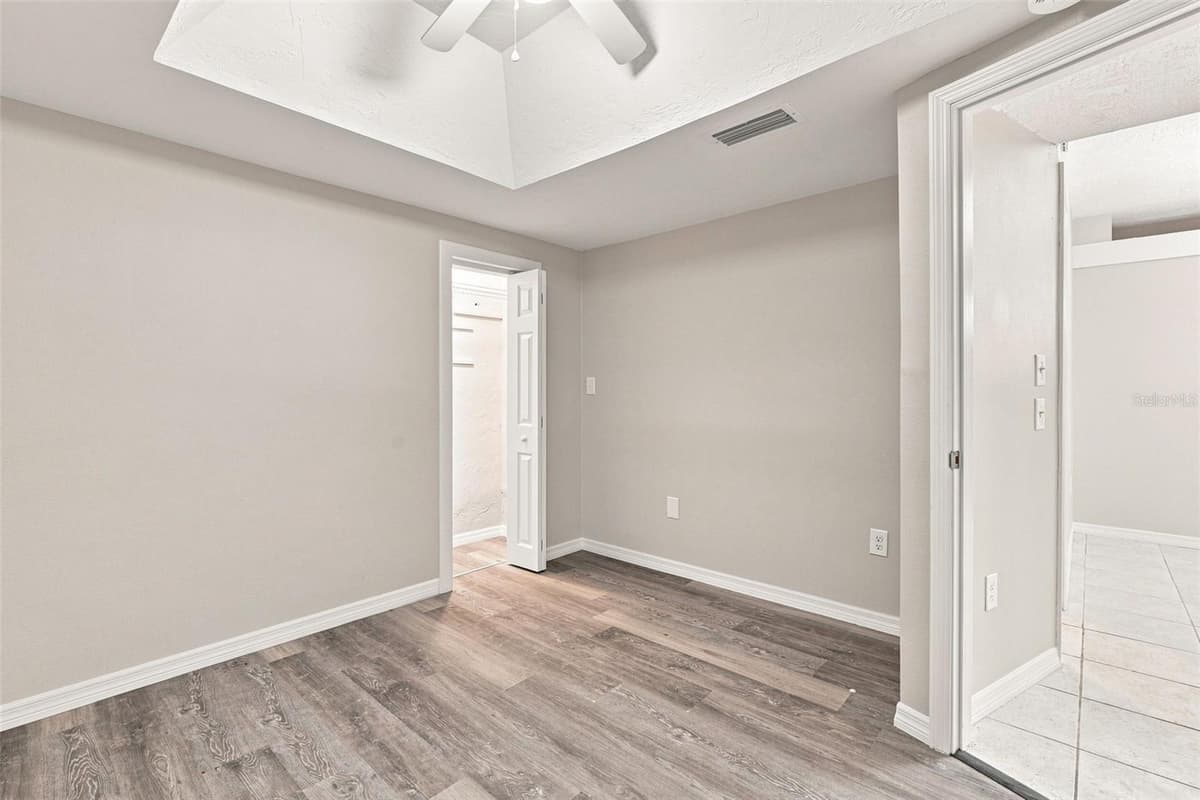 1005 ALSTON LANE — photo 36 of 46