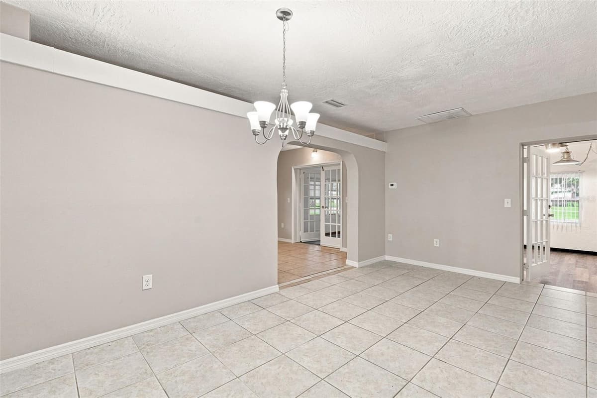 1005 ALSTON LANE — photo 20 of 46