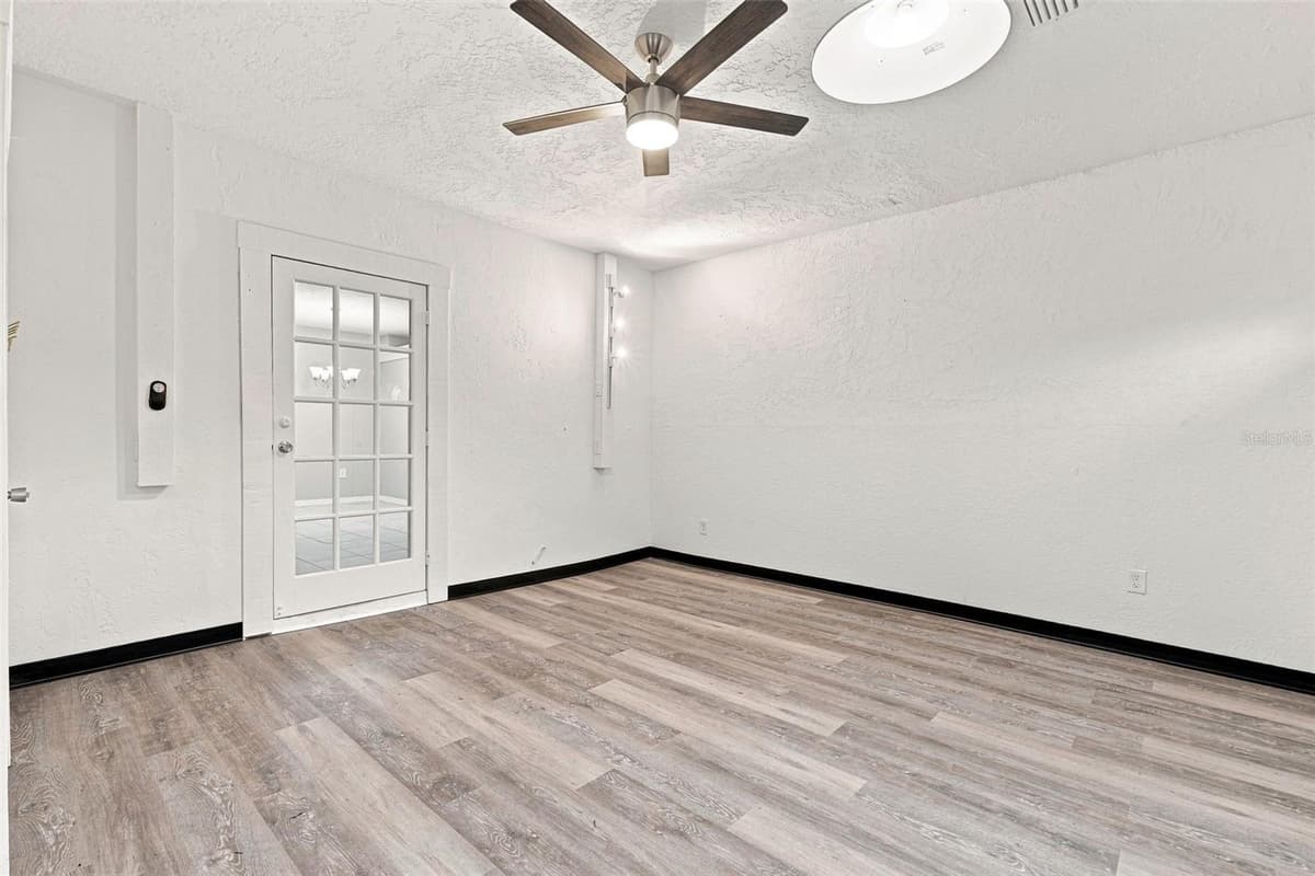 1005 ALSTON LANE — photo 22 of 46
