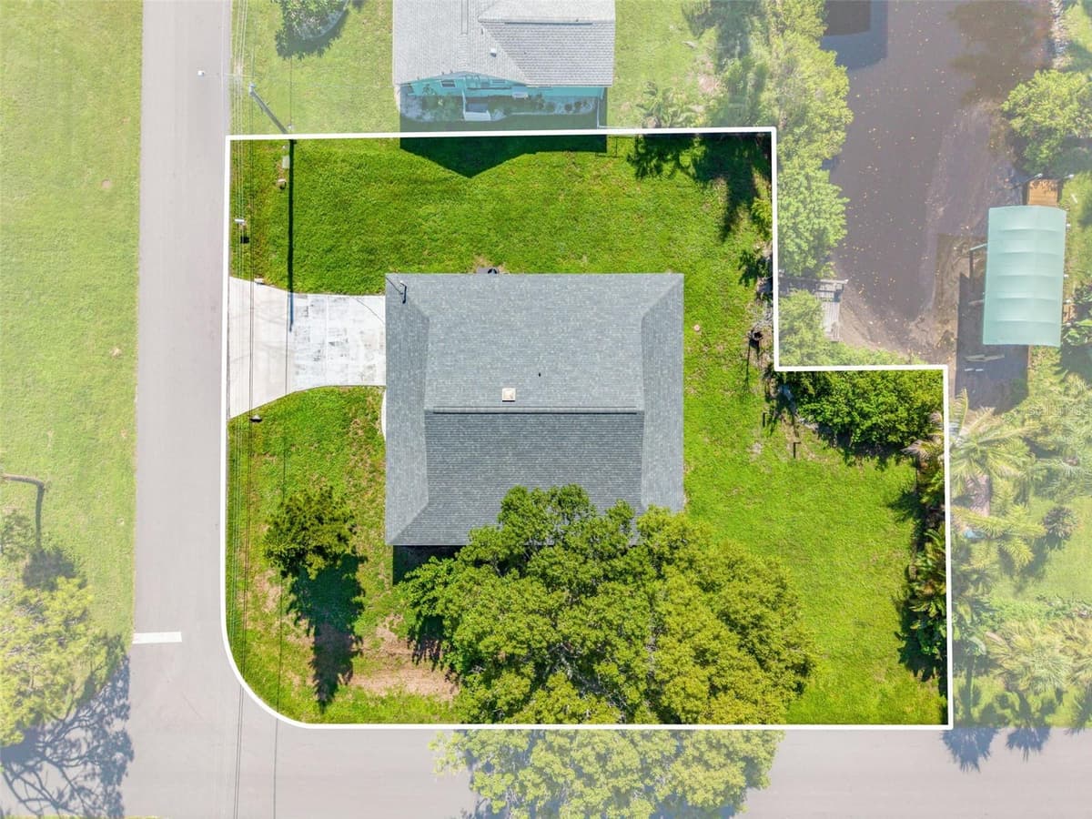 1005 ALSTON LANE — photo 9 of 46