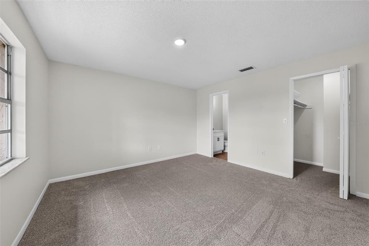 5181 FREDERICK AVENUE — photo 8 of 19