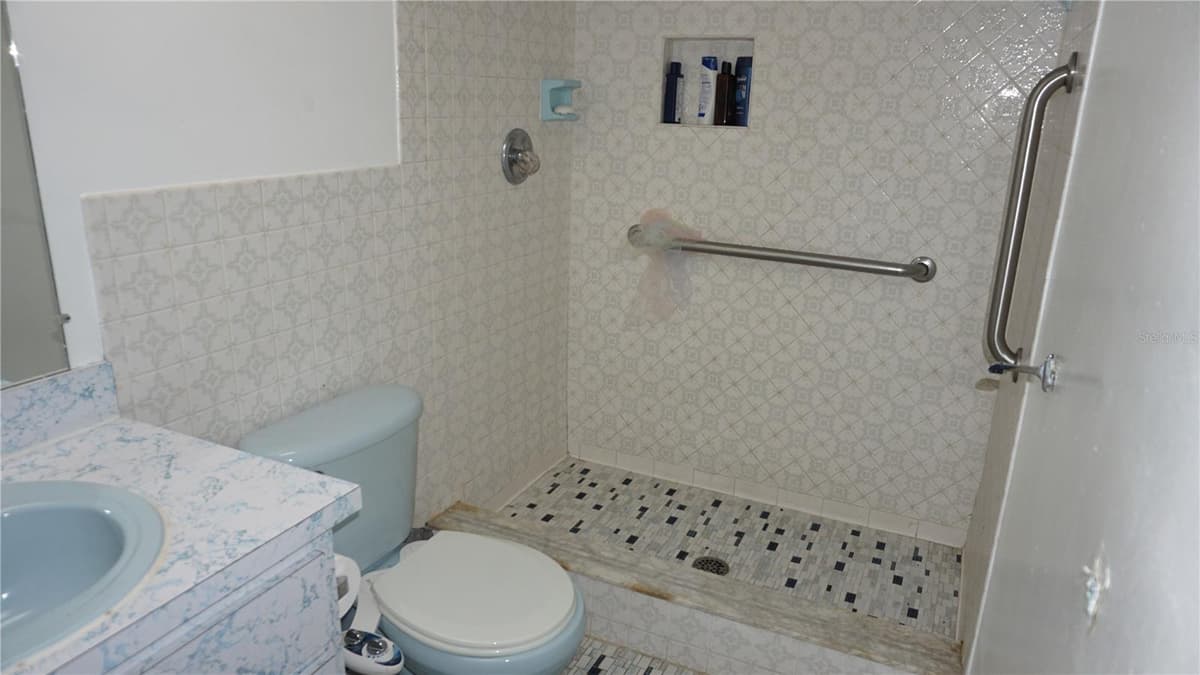 6001 WAYCROSS DRIVE — photo 17 of 22
