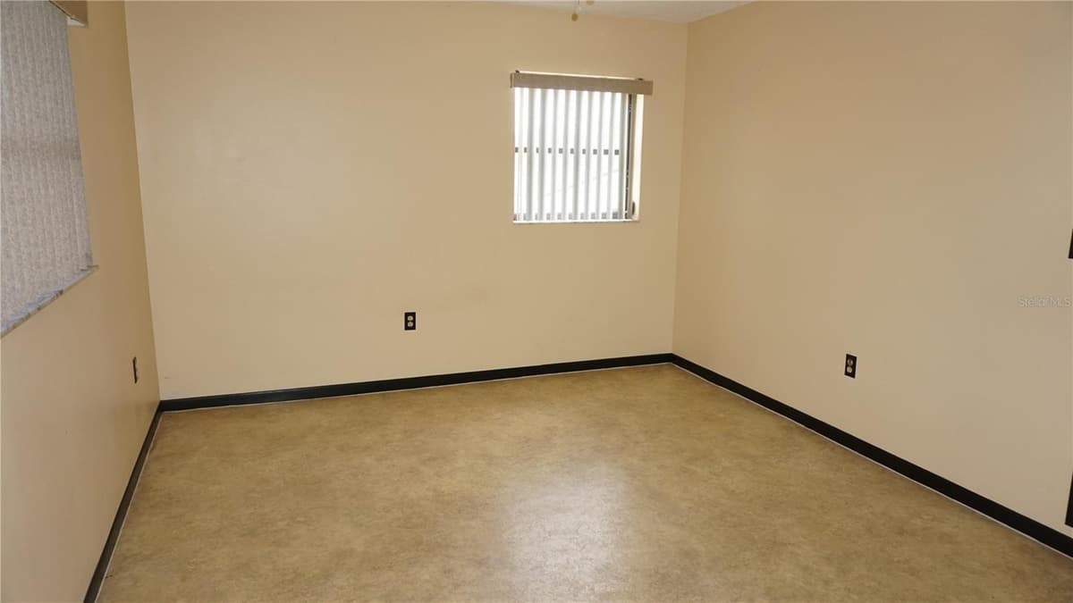 6001 WAYCROSS DRIVE — photo 16 of 22