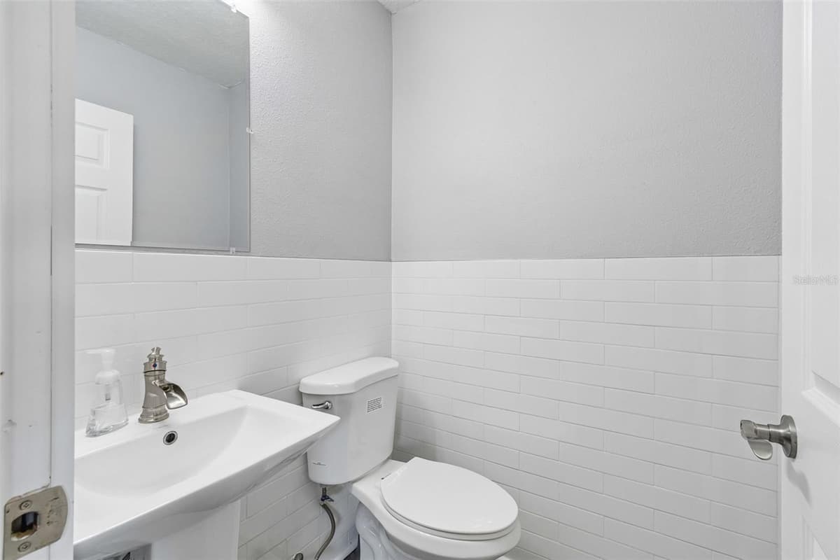 3901 PLATT STREET — photo 20 of 38