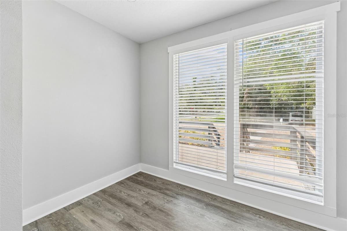 3901 PLATT STREET — photo 15 of 38