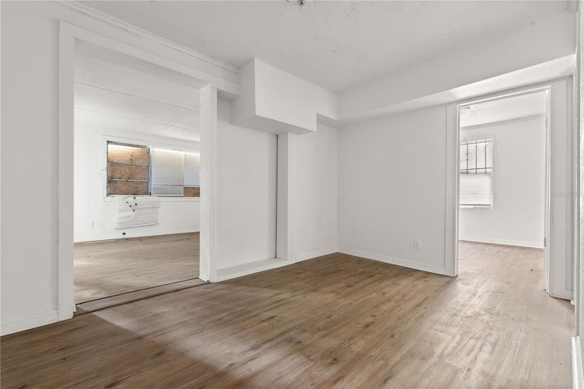 1651 34 STREET — photo 18 of 48