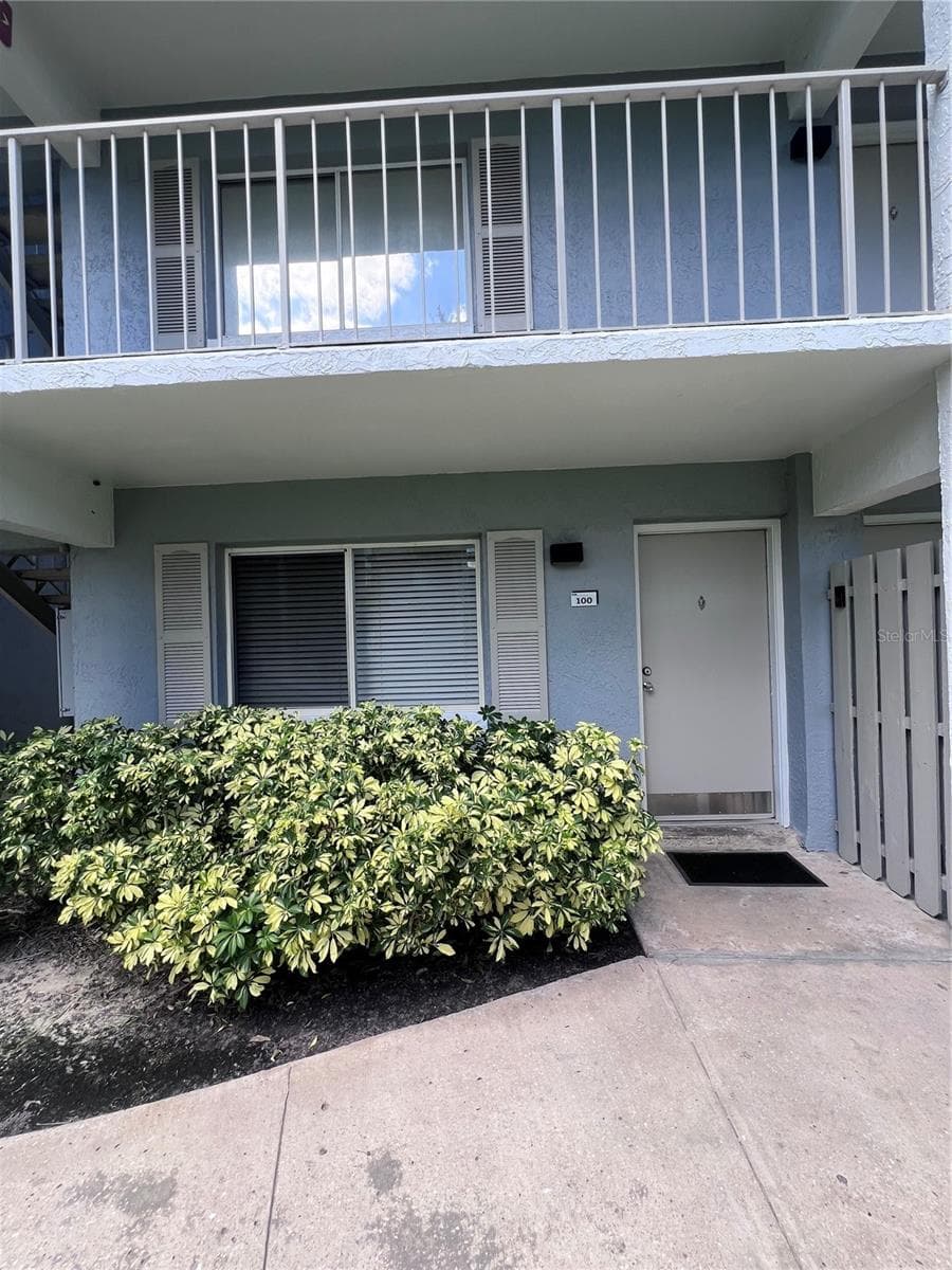126 BLUE POINT WAY — photo 12 of 15