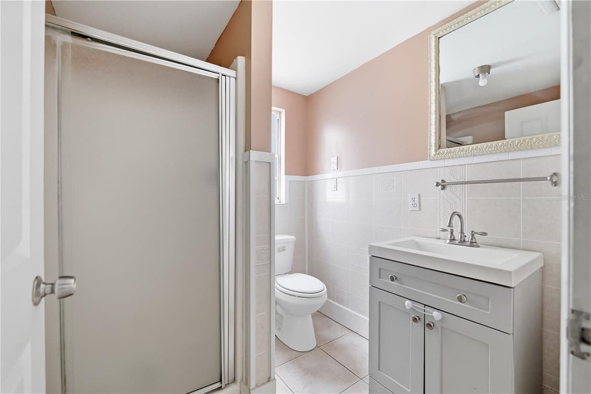 2607 CREST AVENUE — photo 37 of 48