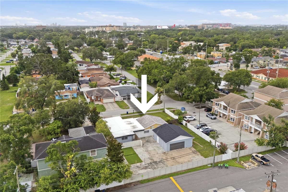 2607 CREST AVENUE — photo 44 of 48