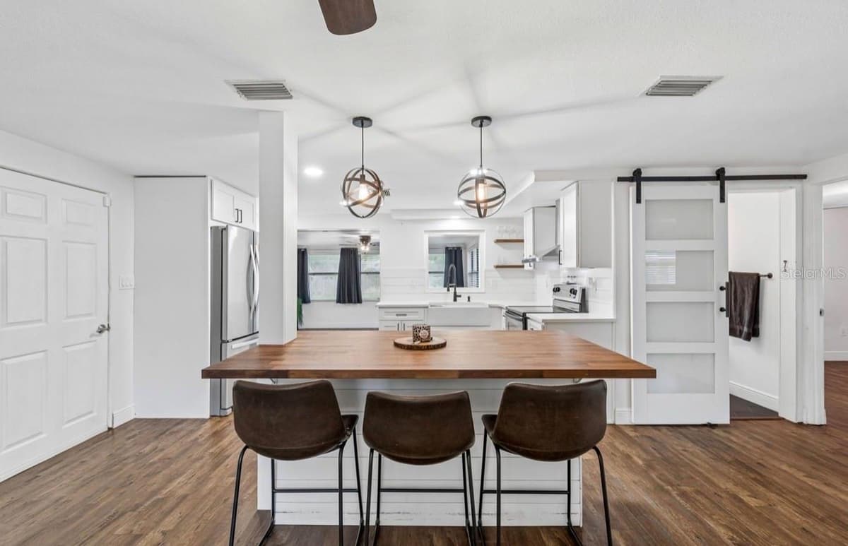 4531 KENNEDY DRIVE — photo 15 of 59