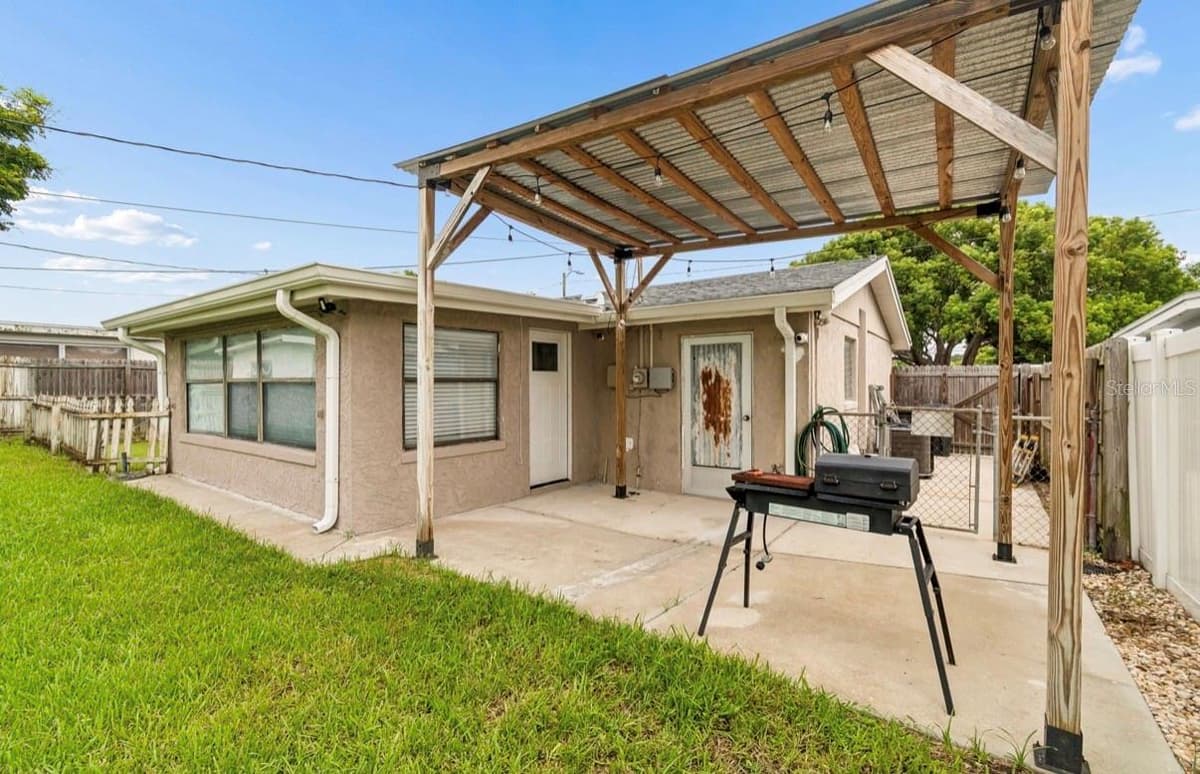 4531 KENNEDY DRIVE — photo 34 of 59