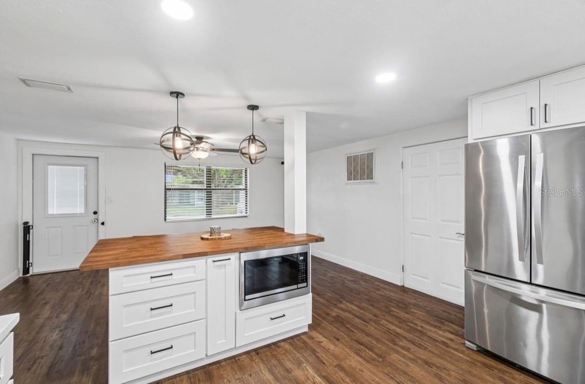 4531 KENNEDY DRIVE — photo 7 of 59