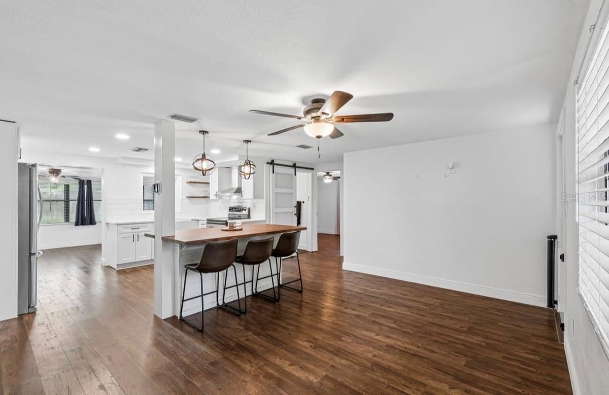 4531 KENNEDY DRIVE — photo 12 of 59