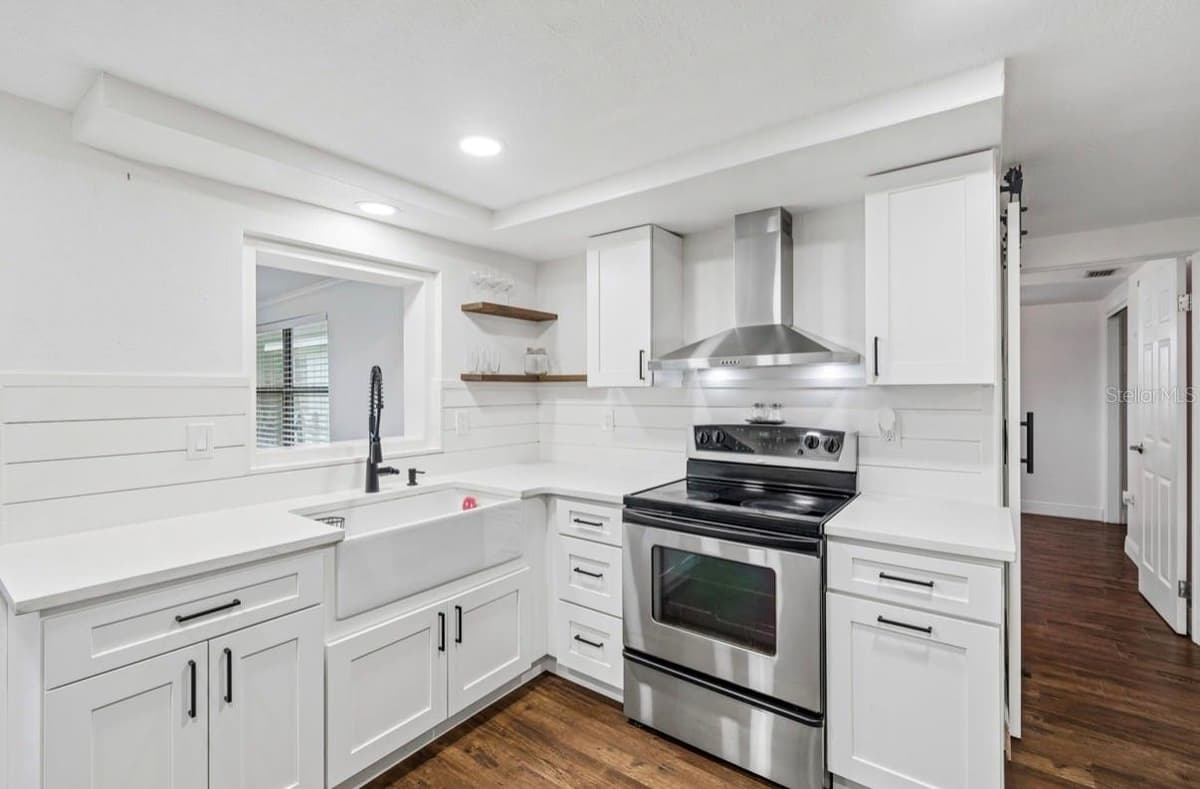 4531 KENNEDY DRIVE — photo 5 of 59