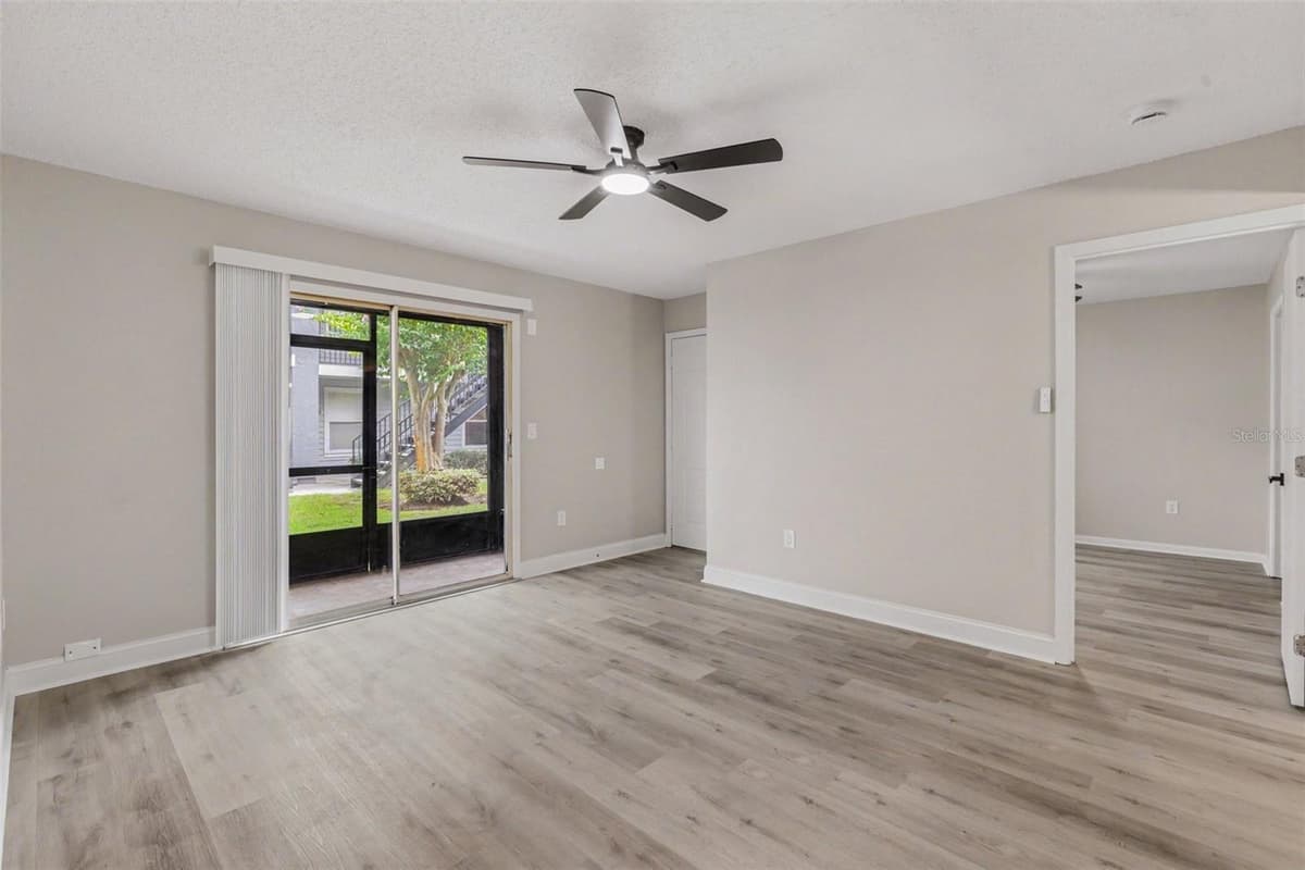3711 W IOWA AVE — photo 7 of 24