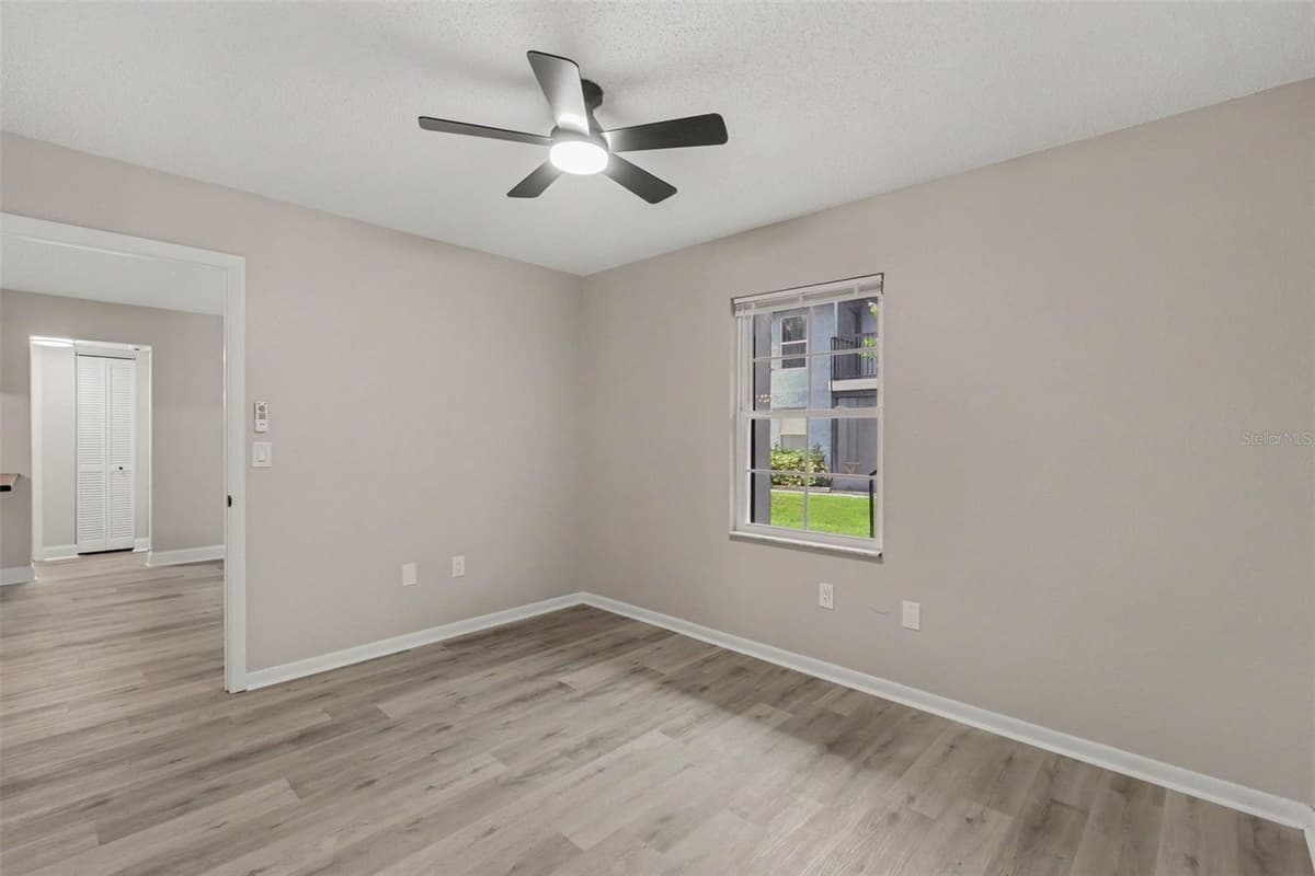 3711 W IOWA AVE — photo 13 of 24