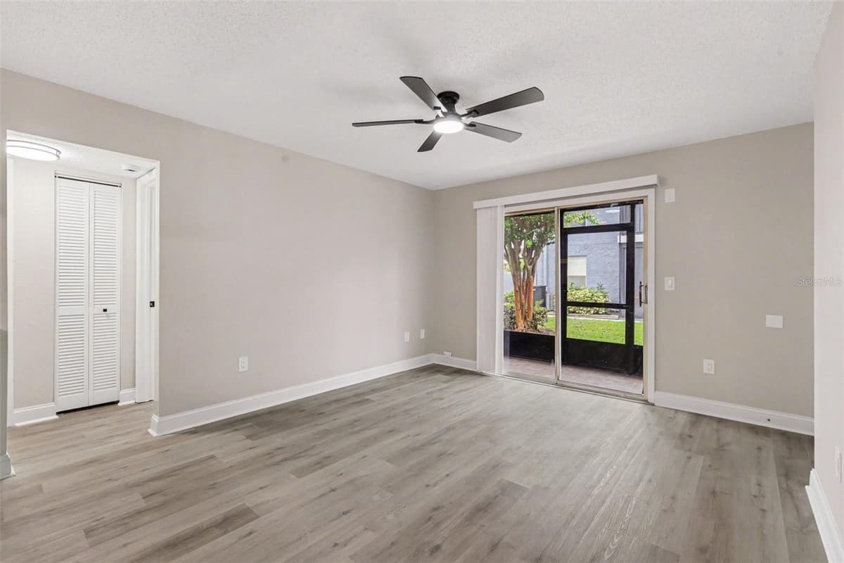 3711 W IOWA AVE — photo 6 of 24