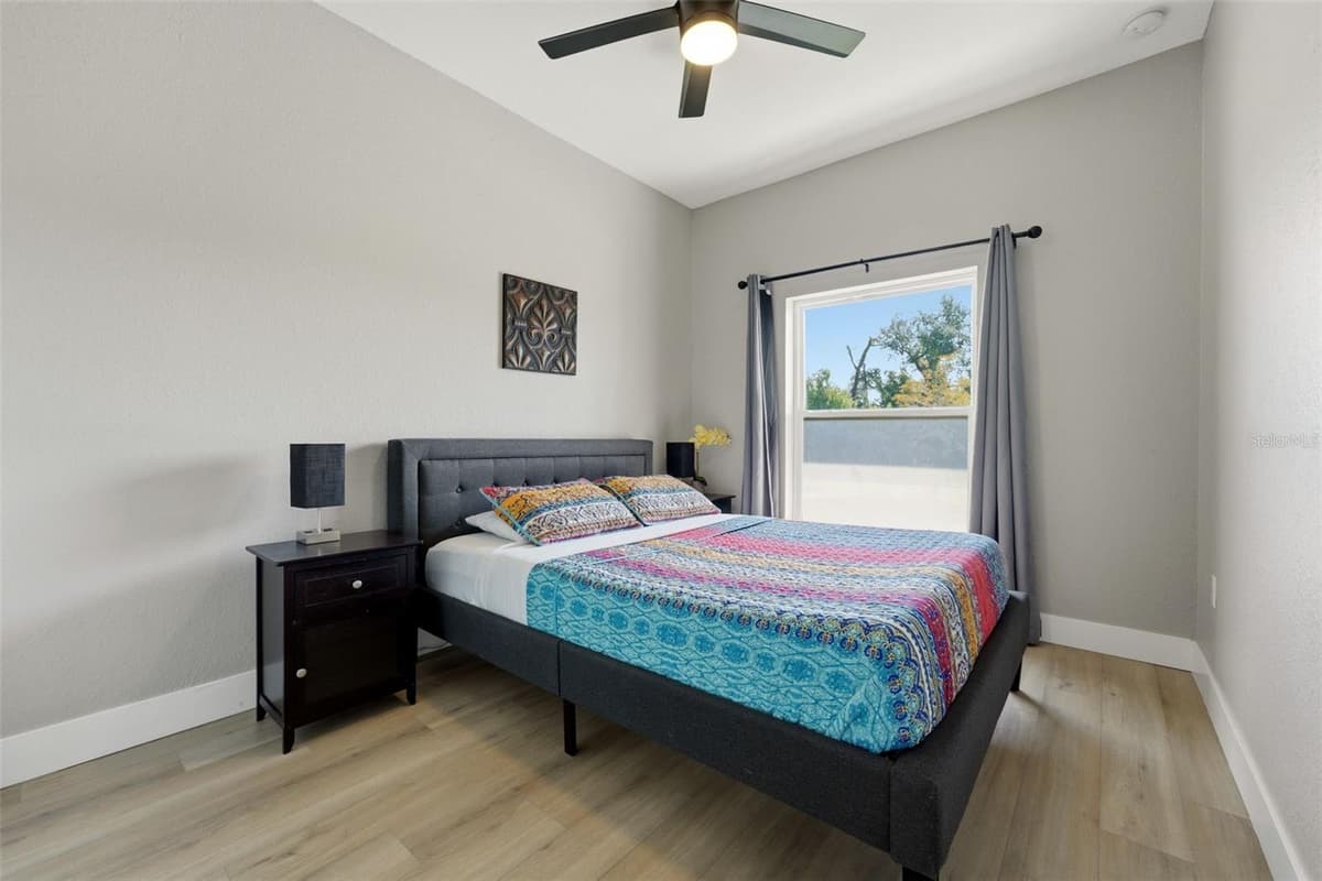 9409 AGATE STREET — photo 12 of 27