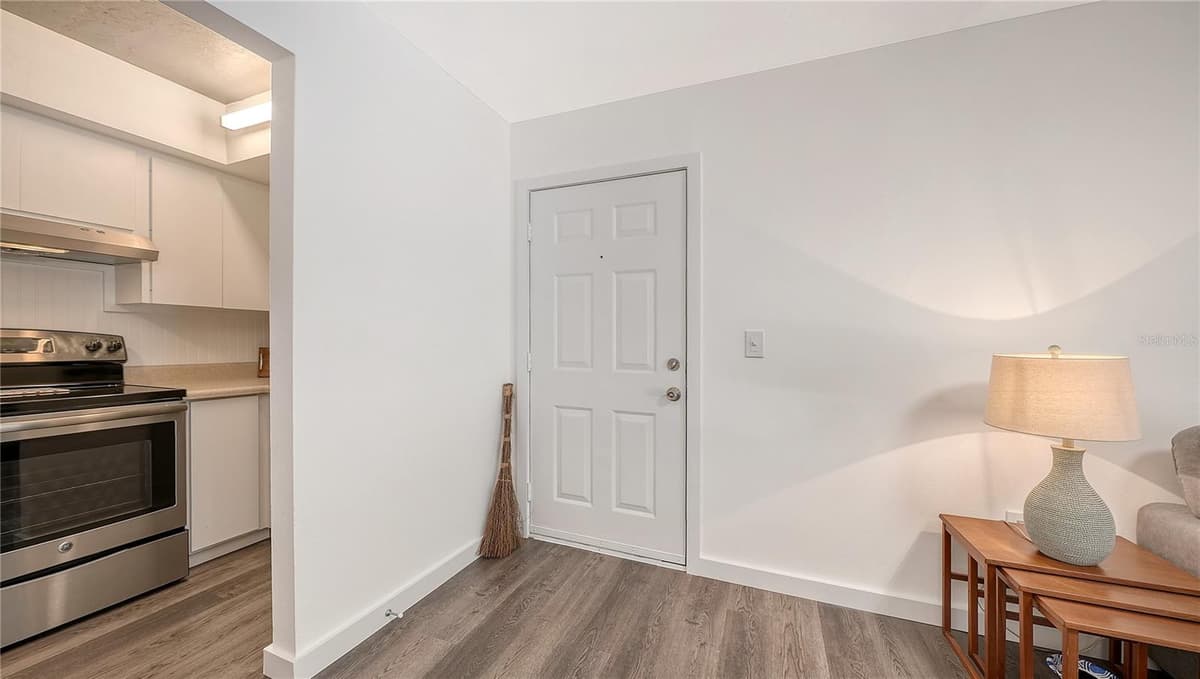 631 ORANGE AVENUE — photo 6 of 45