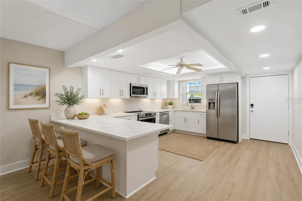5600 BEACH WAY DRIVE — photo 2 of 39