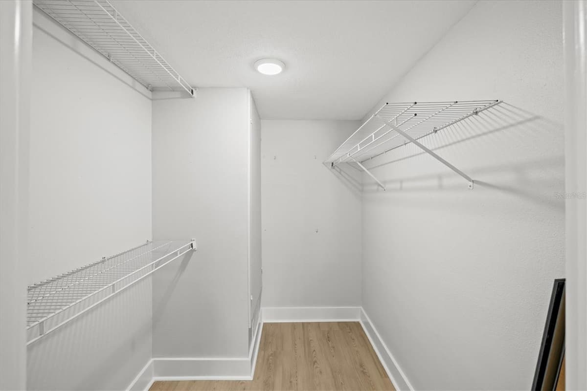 5600 BEACH WAY DRIVE — photo 33 of 39