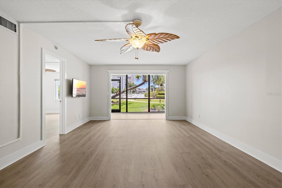 5600 BEACH WAY DRIVE — photo 28 of 39