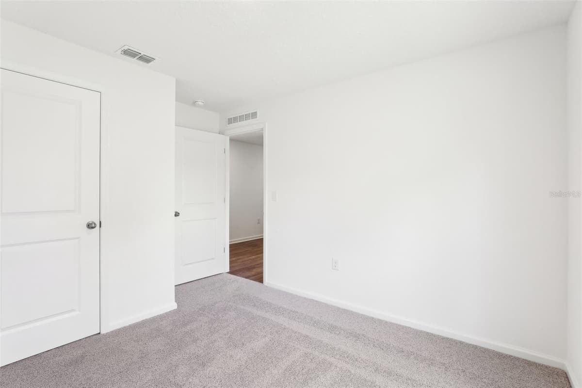 7100 PLUMOSA LANE — photo 18 of 33