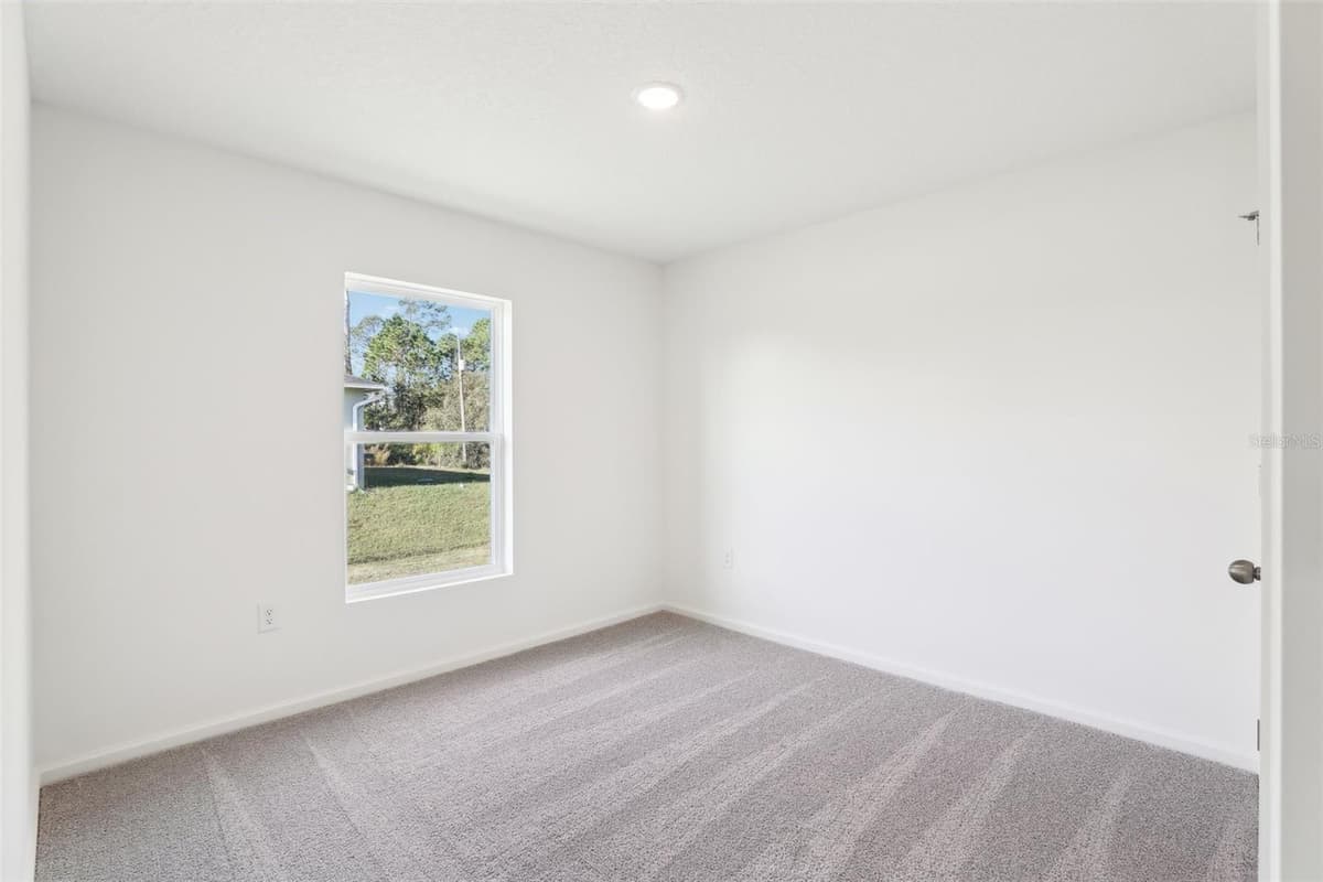 7100 PLUMOSA LANE — photo 17 of 33