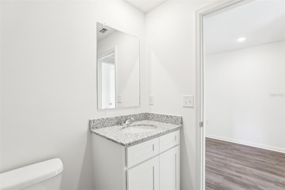 7100 PLUMOSA LANE — photo 20 of 33