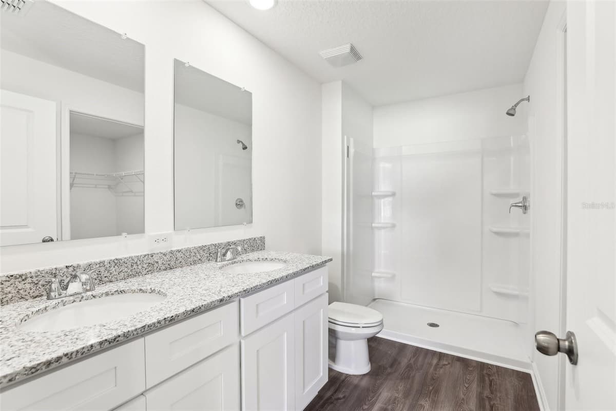 7100 PLUMOSA LANE — photo 13 of 33