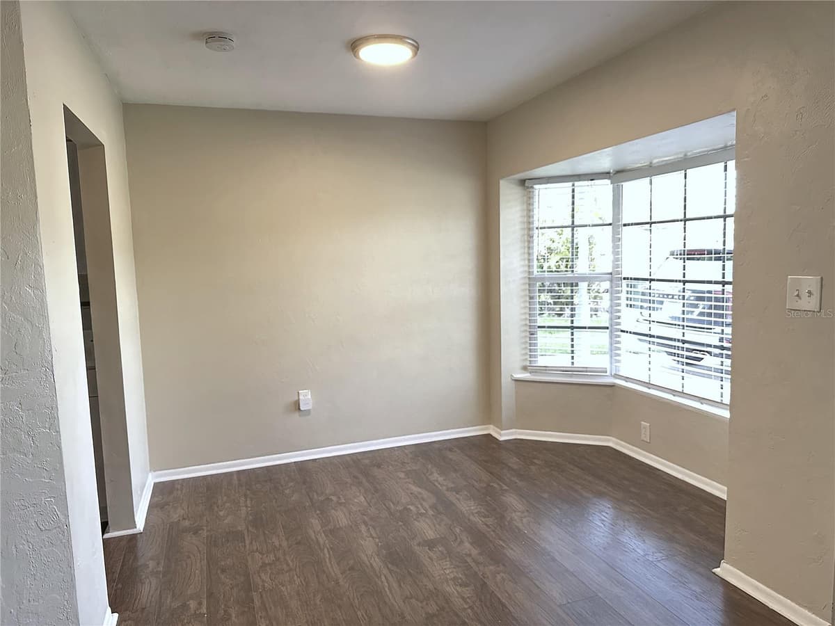 2740 HEATHER PLACE — photo 6 of 27