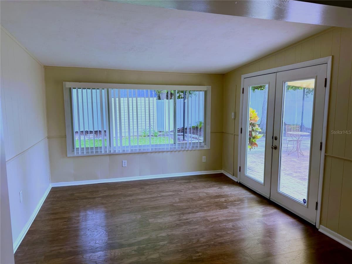 2740 HEATHER PLACE — photo 13 of 27