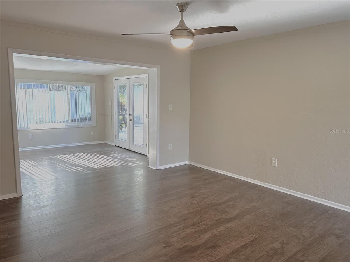 2740 HEATHER PLACE — photo 11 of 27