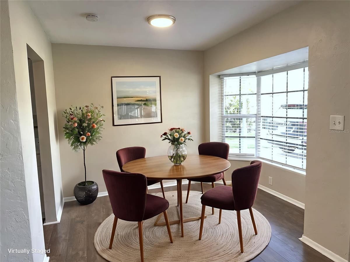 2740 HEATHER PLACE — photo 5 of 27