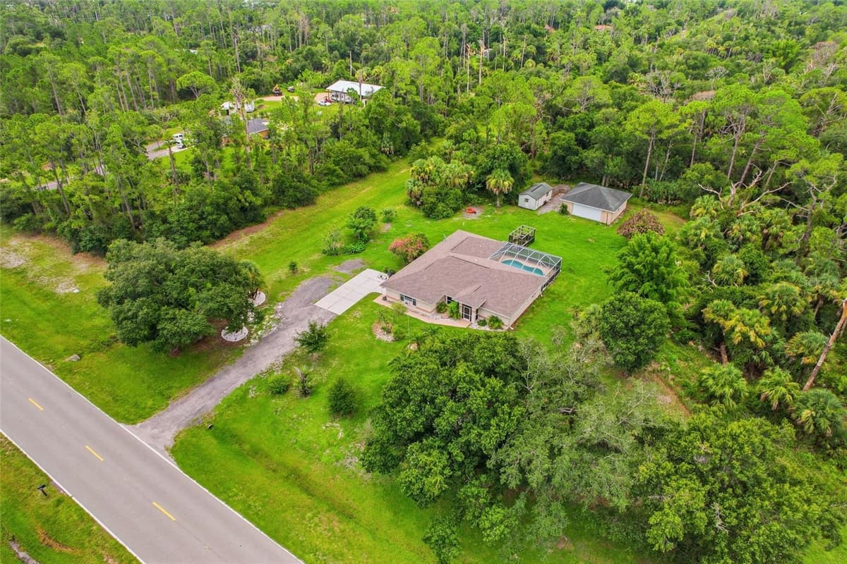2209 TROPICAIRE BOULEVARD — photo 59 of 69