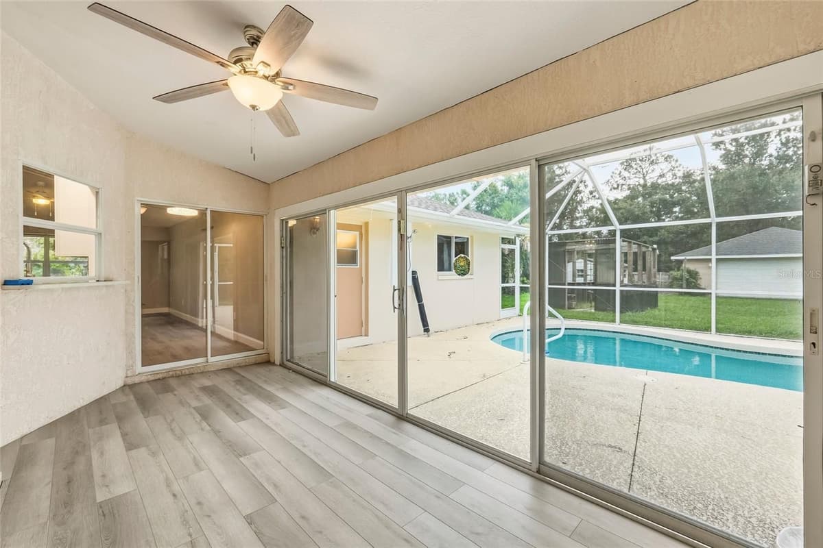 2209 TROPICAIRE BOULEVARD — photo 33 of 69