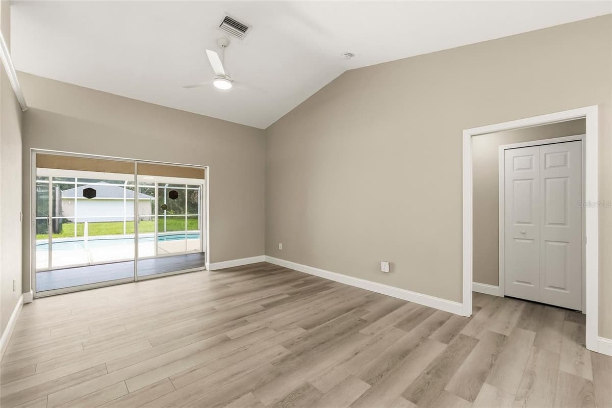 2209 TROPICAIRE BOULEVARD — photo 16 of 69